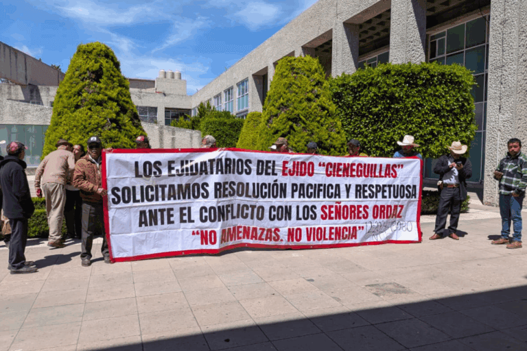 Imagen: Vecinos de Cieneguillas protestan ante PGJEH por disputa territorial