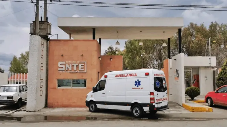 Imagen: Maestra se desvanece y muere en edificio de la SEPH en Pachuca; esto se sabe