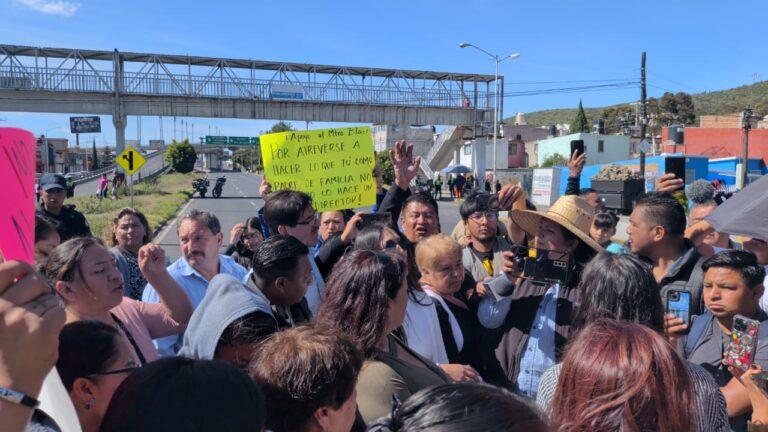 Imagen: SEPH confirma permanencia de director de secundaria; investigación también continuará